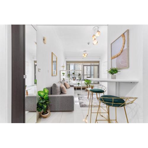 Waves - Executive Bay Studio, Canal View and Modern Amenities