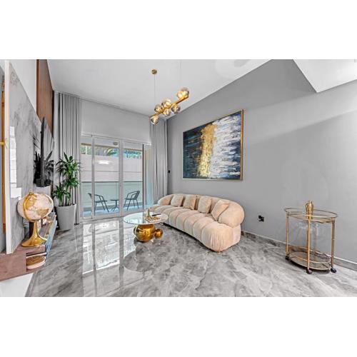 Waves - Gold Opulence 1 BR in Marina