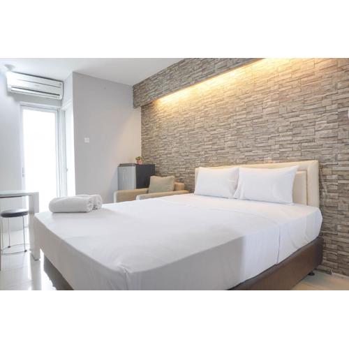 Well Designed and Cozy Studio at Bassura City Apartment By Travelio