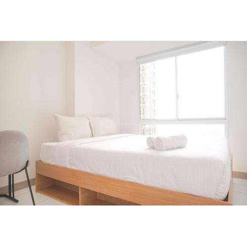 Well Furnished and Restful 2BR Tokyo Riverside PIK 2 Apartment By Travelio