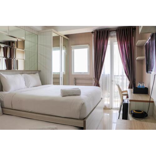 Well Furnished Studio Room at Signature Park Grande Apartment By Travelio