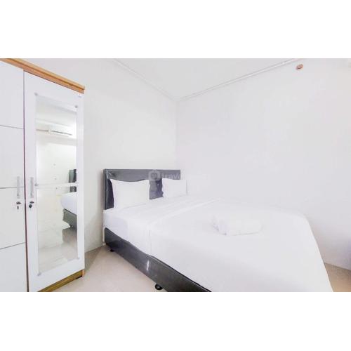 Well Furnished with Cozy Designed Studio Urbantown Serpong Apartment By Travelio