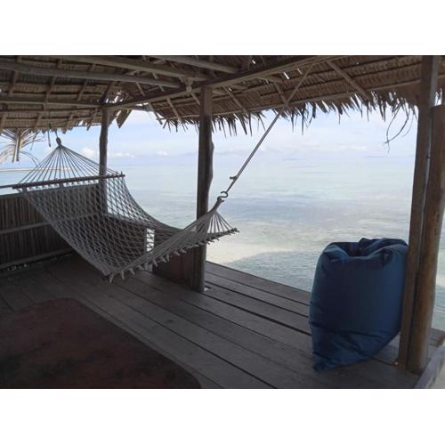 West Mansuar Homestay