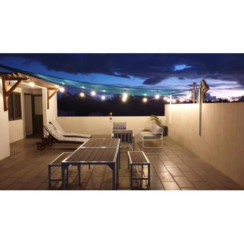 Westwood Luxury Penthouse with private Roof top Ref 15847