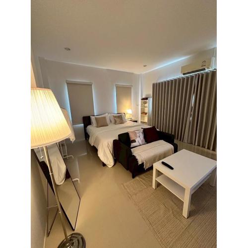 White Haven - Homestay for Ladies, Couple, Family