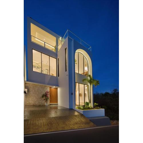 White Haven Villa NEW 3BR Luxury Retreat