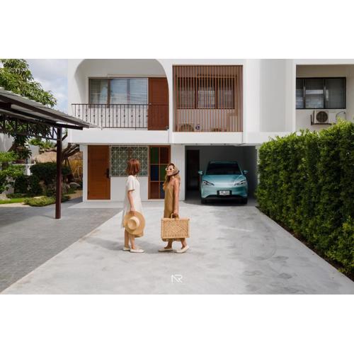 White house 36 Hatyai