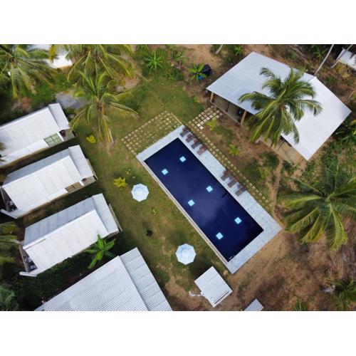 White House Safari Cottage