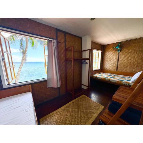 White Knight Seaview Room