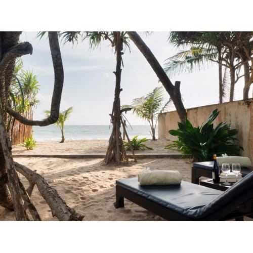 White parrot beach villa