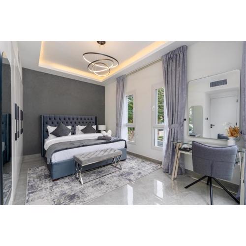 White Sage Brand New 3BR Villa with Garden and Two Balconies