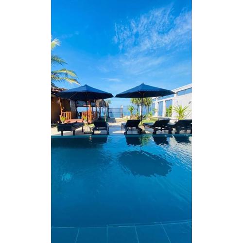 White Sand Villa - Beach front