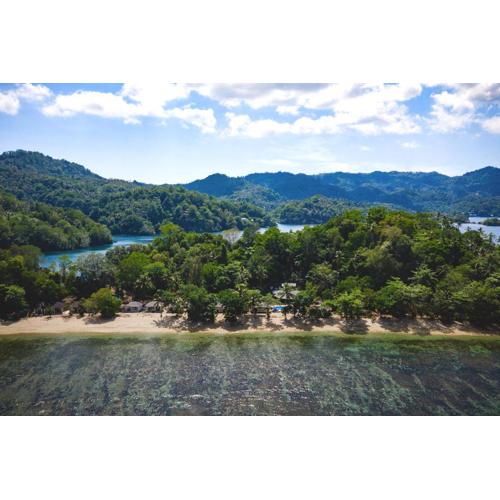 White Sands Beach Resort Lembeh