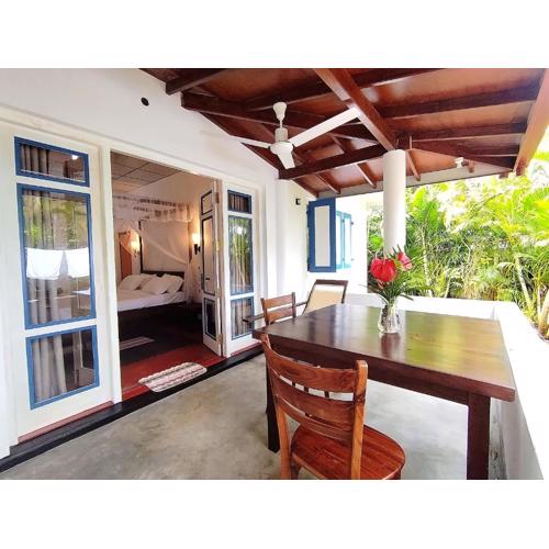 White Villa - Homestay