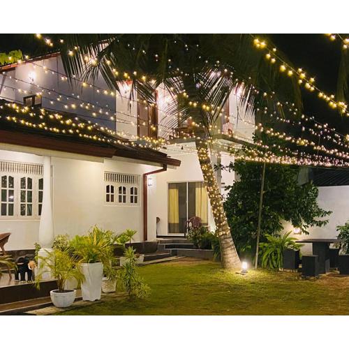 White Villa Airport Transit Hotel