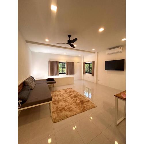 White Villa at the heart of Koh Phangan