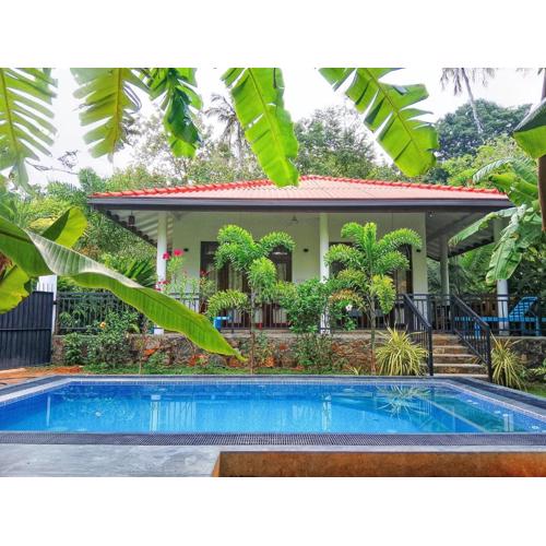 White Villa Goyambokka