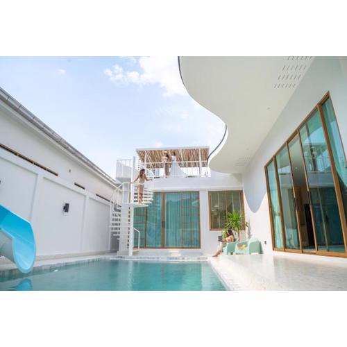 White Villa Jomtien Beach