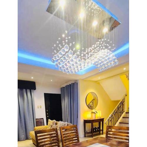 Whitehaus Courtyards 11 E