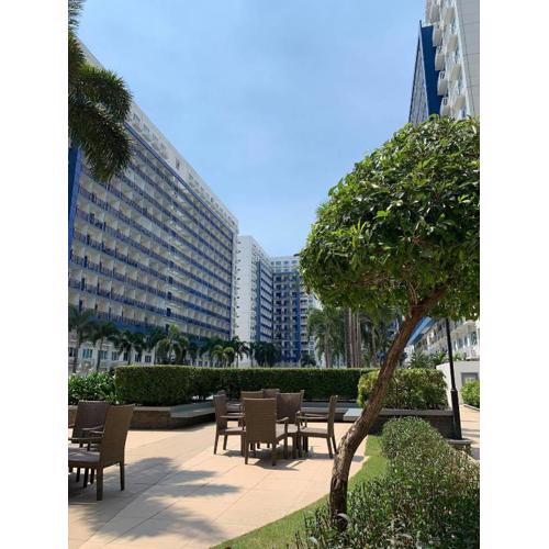 Wind and Sea at Sea Residences