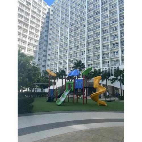 Wind and Sea at Shore 1 Residences