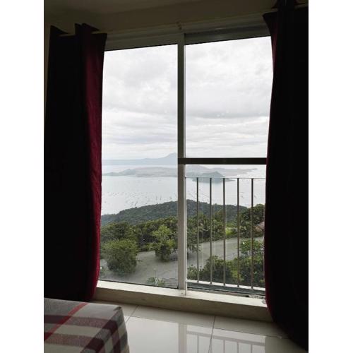 Wind Suites Tagaytay at SMDC