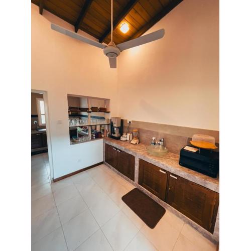 Windgate Estate Bungalow Galaha