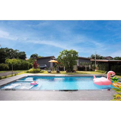 Winlanee Pool Villa Hatyai