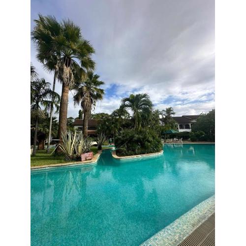 Woburn Residences Condo by RevSerene