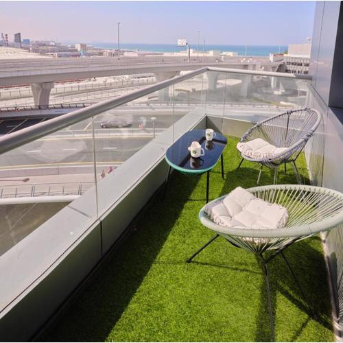 Wonderful 1BD With Full Marina View