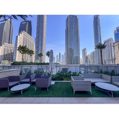 Wonderful 2BR Modernly Forte Tower Downtown