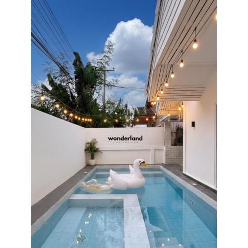 Wonderland Moonstone 4 Bedroom Luxury Pool Villa