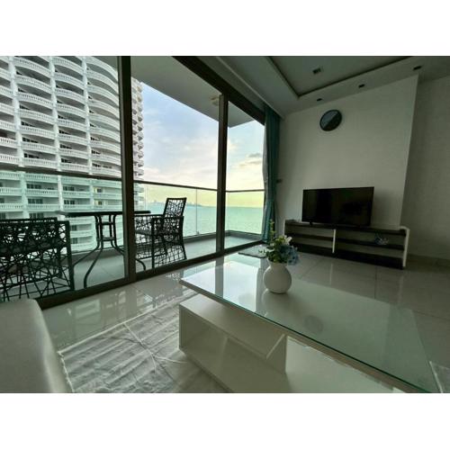 Wong Amat Tower Condominium 1205