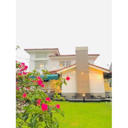 Woodhill Villa Kota Bunga by Citrus House