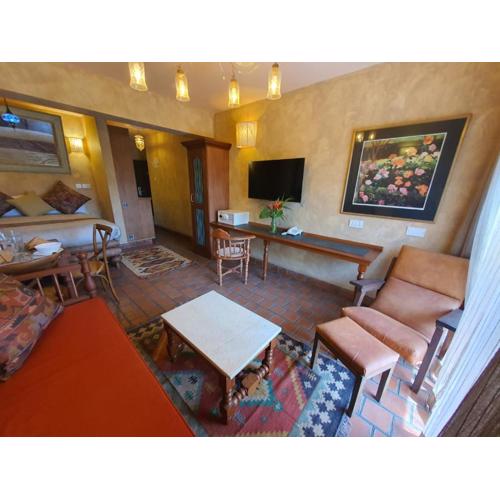 Woodmere Grand Hotel