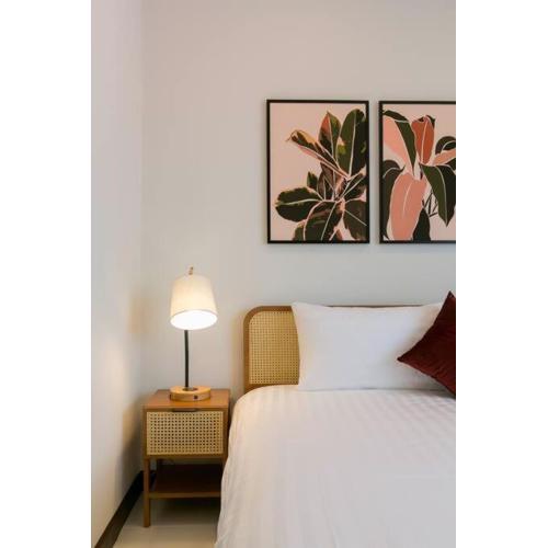 Wow Academy & Stay Soi Tai-Aed 2A