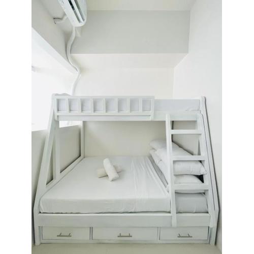 WV 19 Simple Studio with Bunk Bed