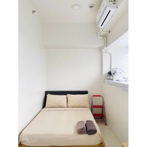 * * WV 2 Tranquil Haven