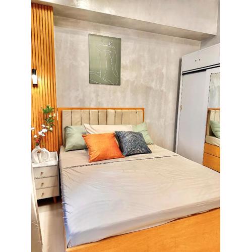 WV Tower 2 Condo Sage Unit