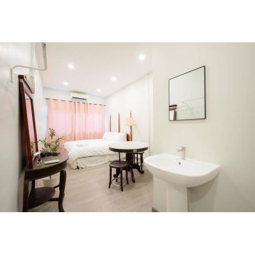 X Hidden Dragon ChinaTown MRT Wat Mangkon Station