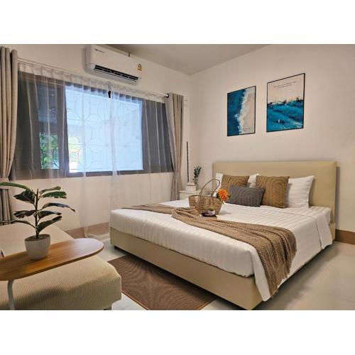 Yachting House Thalang Phuket,Near the beach and airport