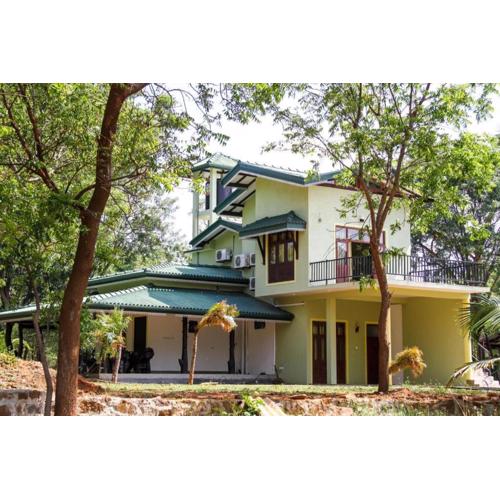 Yala Way Hide Resort