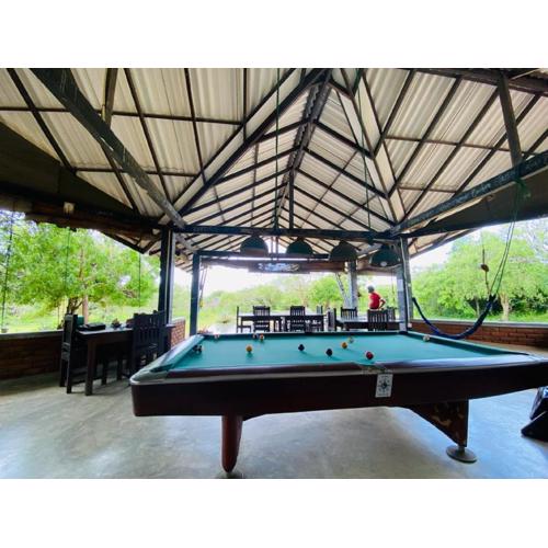 Yala Ying Yang Hostel & Camping