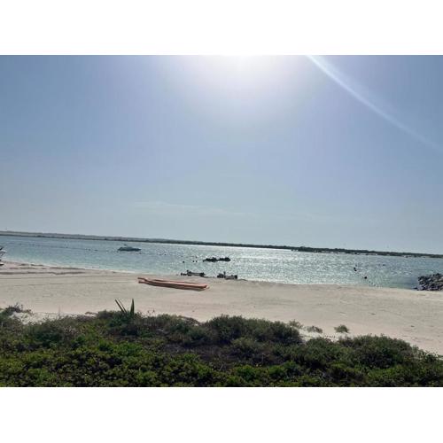 Yas Island Mayan 2 Junior 1 Bed Apartment by Central Stay