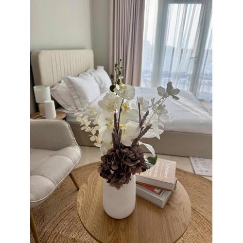 Yas Island Studio Golf Escape