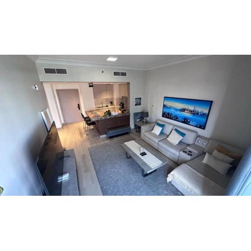 Yas island, Water edge apartment