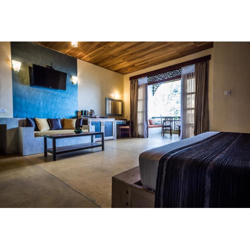 Yasmin Hill Longevity Oasis