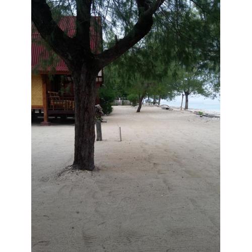 Yaya Bungalows Blue Coral