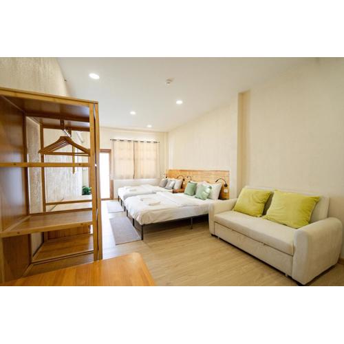 Yimwhan House 03, Chao Phrom Market Pier