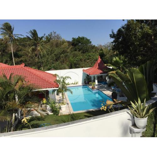 Yogyakarta Tropicana Villa